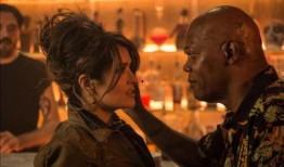 惠特尼保镖在线观看,在线观看揭秘好莱坞传奇保镖的惊险生涯