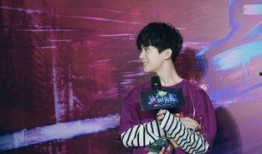 娱乐八卦爆料千玺街舞,实力演绎舞者风采