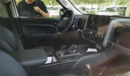 新哈弗h9最新爆料内饰