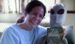 退役老人爆料外星人视频,神秘现象引全球关注