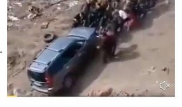 跳楼被朋友爆料搞笑视频,友谊的小船说翻就翻？