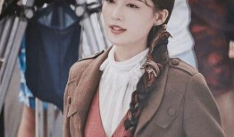 李沁新剧爆料视频,古装剧造型惊艳，剧情引期待