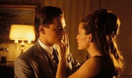 猫鼠游戏电影在线观看,在线观影，揭秘金融巨骗的惊心动魄