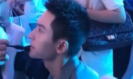 每日吃瓜娱乐播报,娱乐圈新鲜事速递