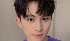 黄圣恋情爆料视频大全最新,揭秘明星背后的情感纠葛