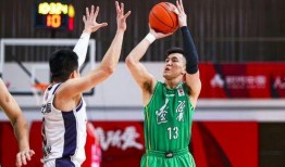 爆料郭艾伦最新消息,揭秘篮球巨星背后的故事与挑战